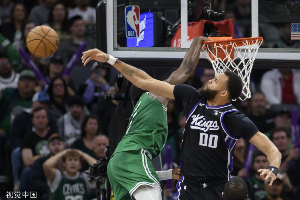 而在防守转 而在防守转