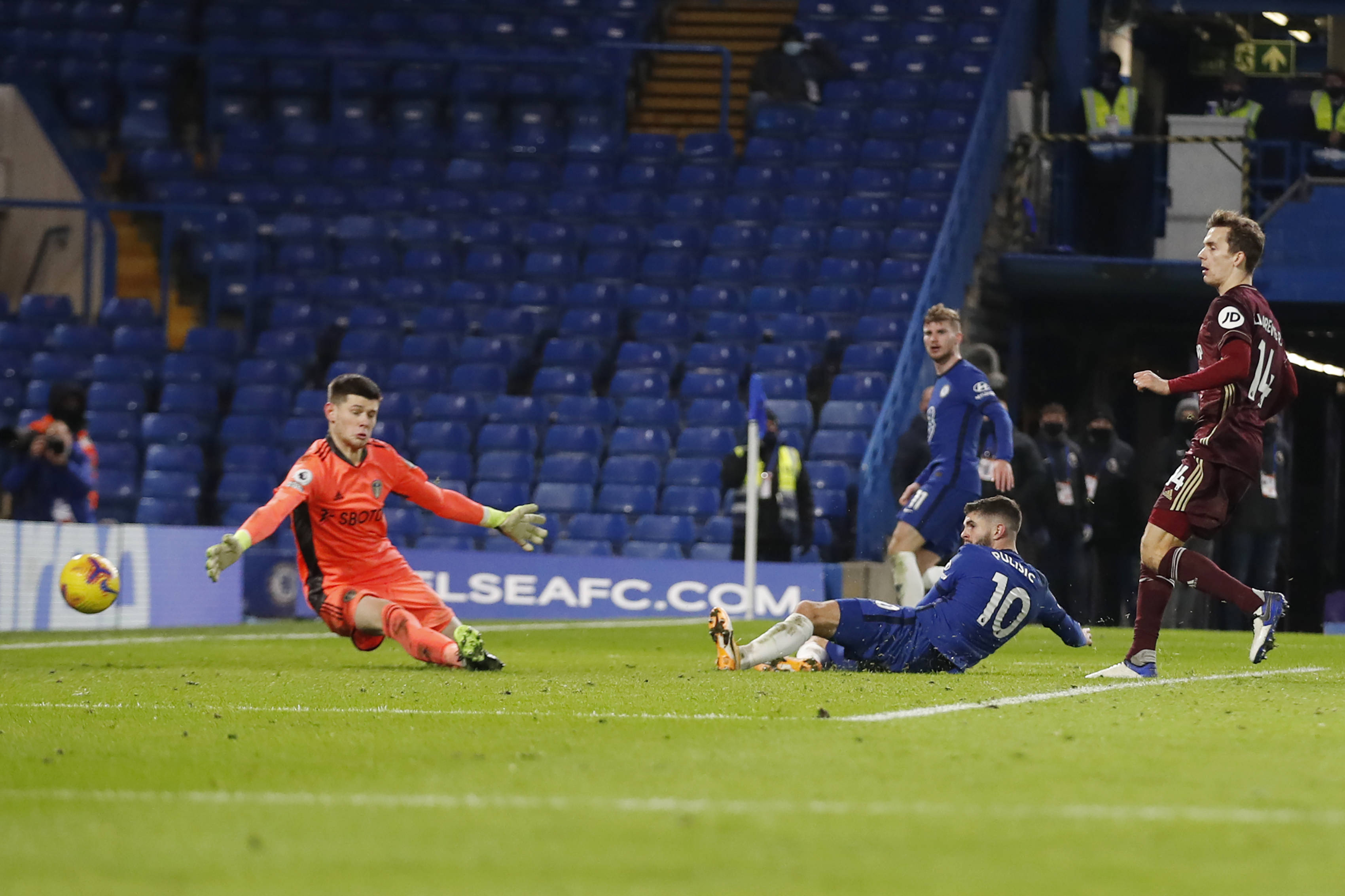 尤其是足球 尤其是足球